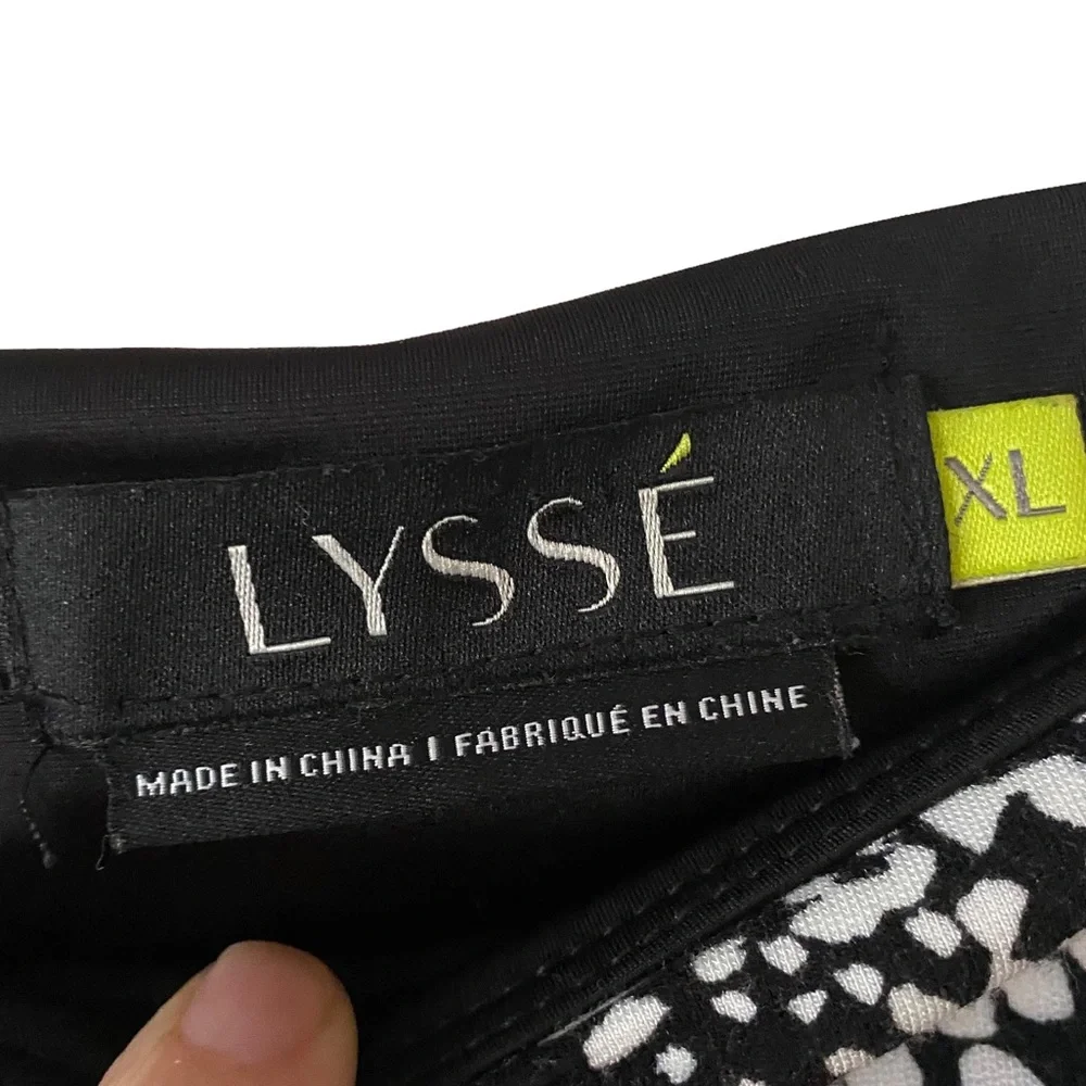 Lysse Black and White Mini Skirt - Abstract Dot Print